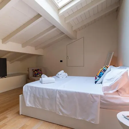 Bolognacentro 9 People Loft Private Lift&terrace *
