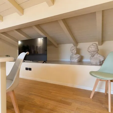 Appartamento Bolognacentro 9 People Loft Private Lift&terrace Bologna