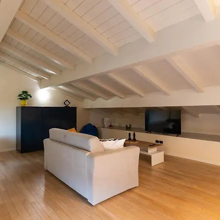 Appartamento Bolognacentro 9 People Loft Private Lift&terrace Bologna