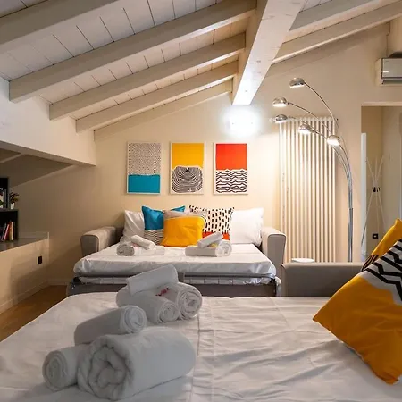 Appartamento Bolognacentro 9 People Loft Private Lift&terrace Bologna