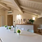 Bolognacentro 9 People Loft Private Lift And Terrace * Boloňa
