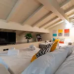 Bolognacentro 9 People Loft Private Lift And Terrace Apartment Bologna