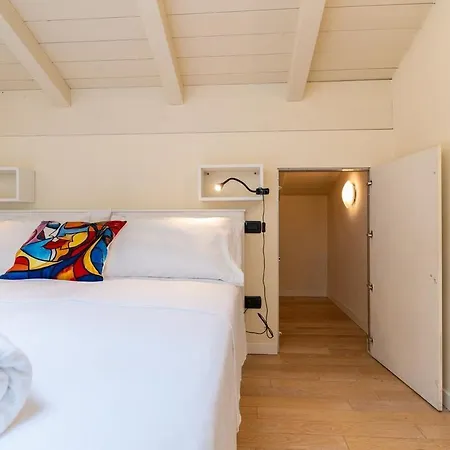 Apartment Bolognacentro 9 People Loft Private Lift And Terrace