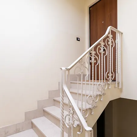 Bolognacentro 9 People Loft Private Lift And Terrace Apartment Bologna