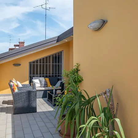 Bolognacentro 9 People Loft Private Lift And Terrace Apartment Bologna