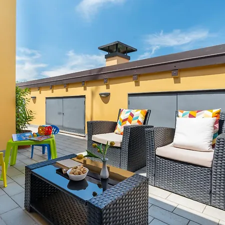 Bolognacentro 9 People Loft Private Lift And Terrace *