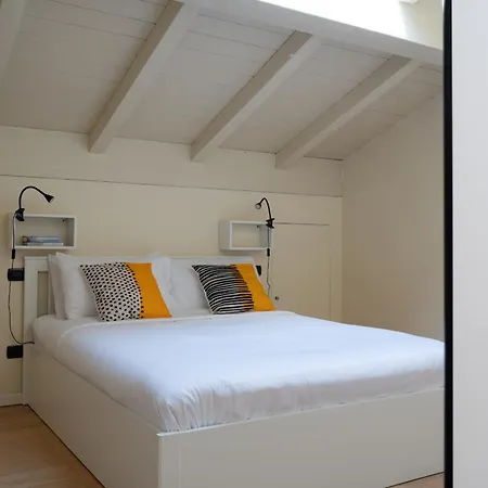 Apartment Bolognacentro 9 People Loft Private Lift And Terrace Bologna