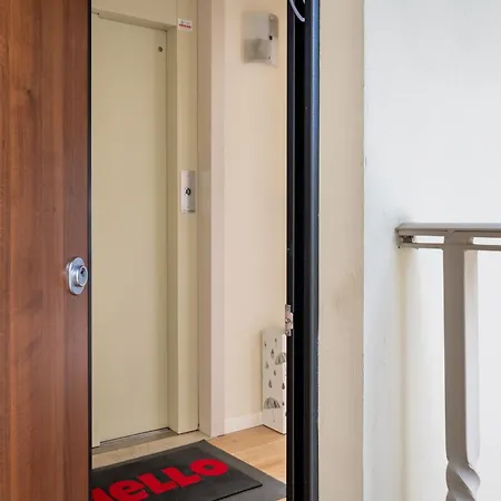 Bolognacentro 9 People Loft Private Lift And Terrace Apartment