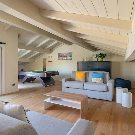 Apartment Bolognacentro 9 People Loft Private Lift And Terrace Bologna