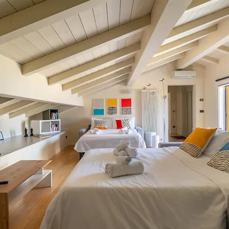 Bolognacentro 9 People Loft Private Lift And Terrace *