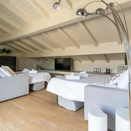 Apartment Bolognacentro 9 People Loft Private Lift And Terrace