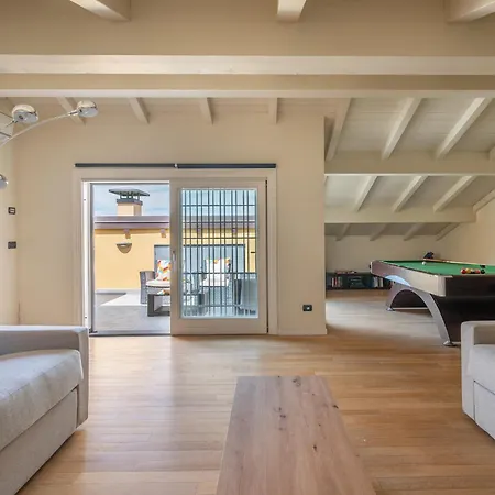 Bolognacentro 9 People Loft Private Lift And Terrace Apartment *