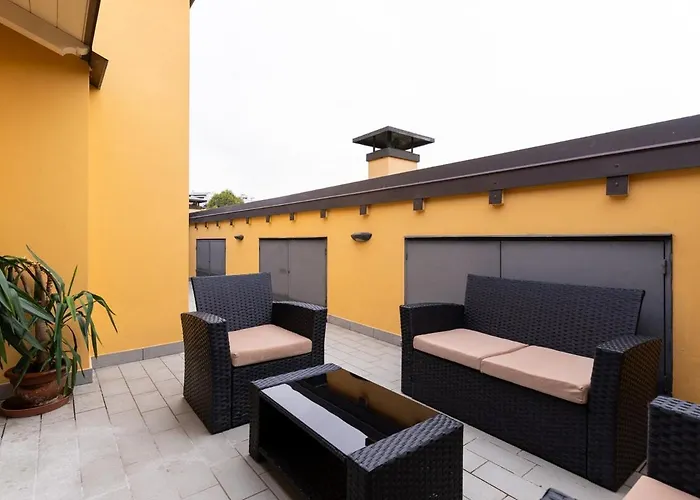 Bolognacentro 9 People Loft Private Lift And Terrace Bolonia