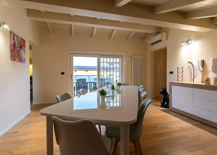 Apartament Bolognacentro 9 People Loft Private Lift And Terrace