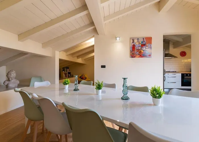 Apartament Bolognacentro 9 People Loft Private Lift And Terrace