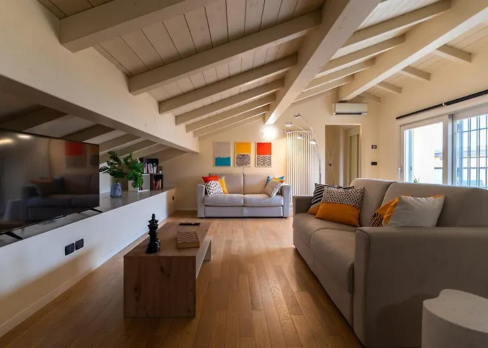 Bolognacentro 9 People Loft Private Lift And Terrace Apartament *