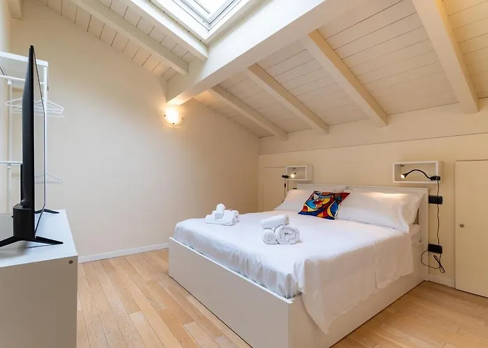 Bolognacentro 9 People Loft Private Lift And Terrace Bologna