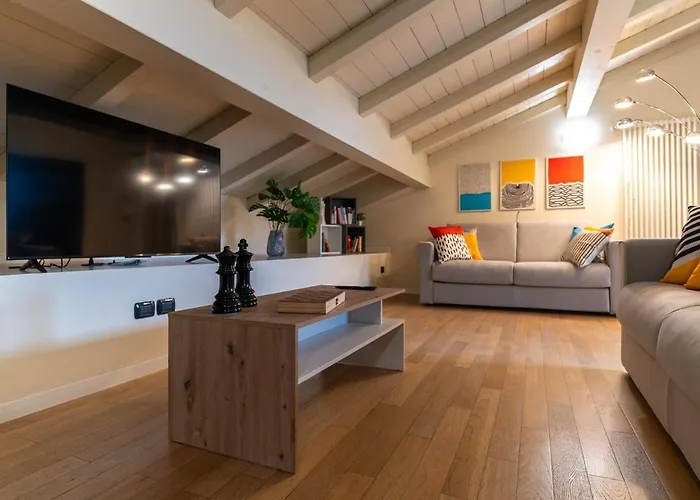 Lägenhet Bolognacentro 9 People Loft Private Lift And Terrace